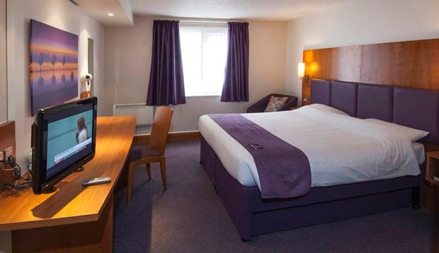 Premier Inn Chorley North ภายนอก รูปภาพ